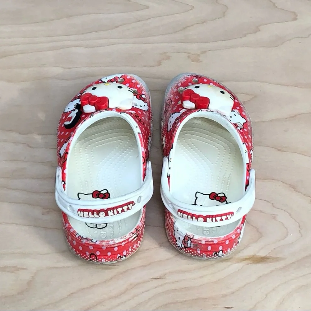 Crocs Hello Kitty Sanrio Clogs Red/White Kids Sz 13 (Used).